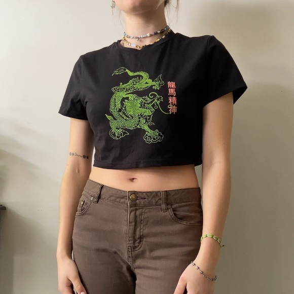 Dragon cropped tee - Picture 3 of 3